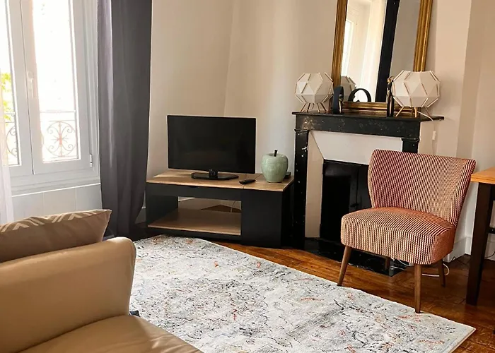 Reve D\'Ete A Paris